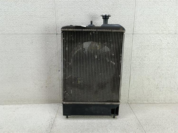 Радиатор основной Мицубиси ЕК в Волгодонске 450841