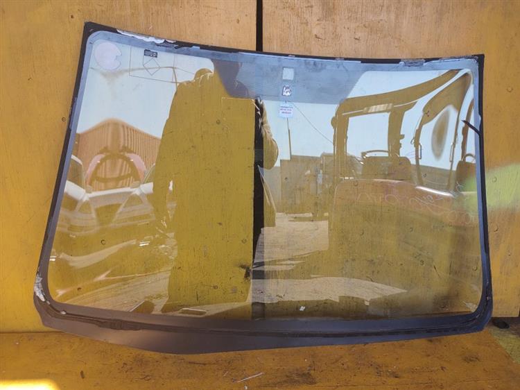 Лобовое стекло Тойота Аллион в Волгодонске 47998